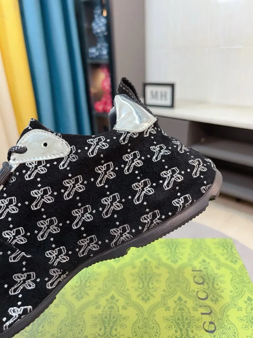 Men's shoes 💰560🌹🌹【GUCCI】pop-top casual sneakers with daddy outsole, breathable and comfortable, easy to walk, a versatile style for trendy men, upper with cowhide edged outsole design➕genuine leather lining➕Gucci's popular original outsole, sports and running style, super comfortable. Code number 38-44